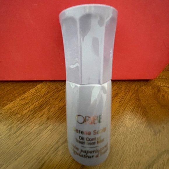 Oribe Serene Scalp Oil Control Treatment Mist 20 mL Set of 2 - Picture 2 of 4